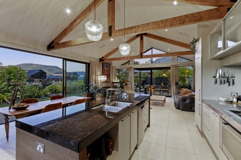 Photo of property in 20 Rannoch Drive, Jacks Point, Queenstown, 9371