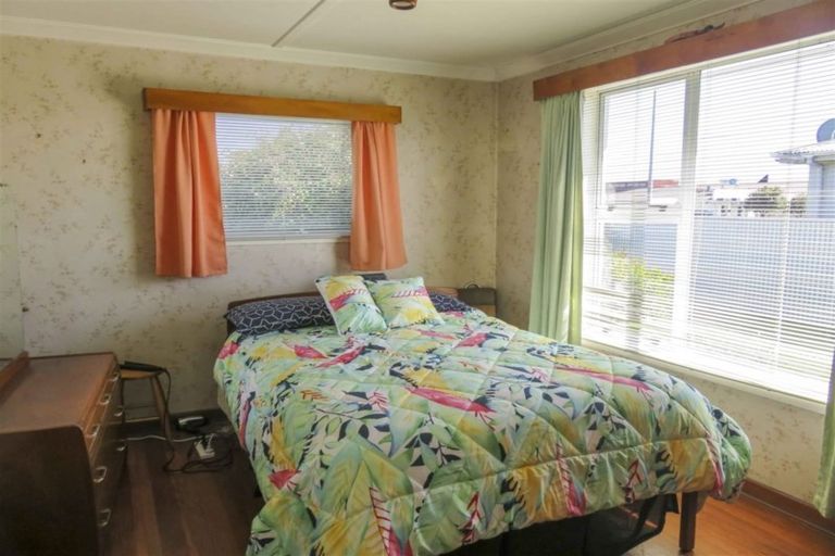 Photo of property in 73 Regent Street, Newfield, Invercargill, 9812