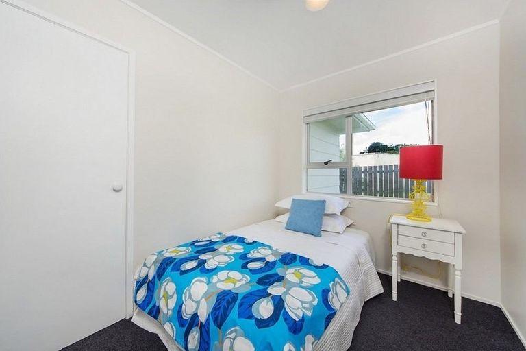 Photo of property in 1/8 Slim Place, Clendon Park, Auckland, 2103