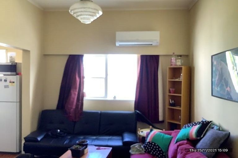 Photo of property in 40 Pirie Street, Mount Victoria, Wellington, 6011