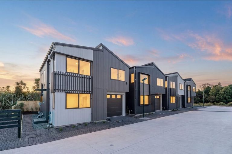 Photo of property in 7 Airini Road, Silverdale, 0932