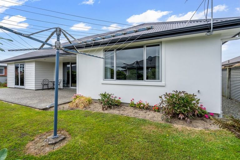 Photo of property in 48 Welsh Road, Winton, 9720