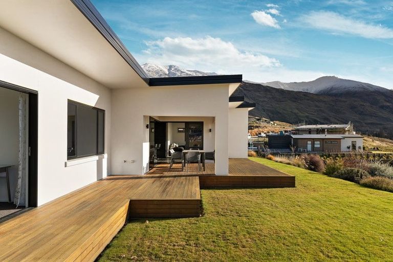 Photo of property in Meadowstone Alpha Series, 106 West Meadows Drive, Wanaka, 9305