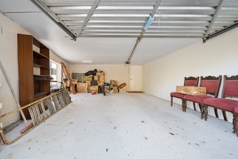 Photo of property in 2 Iles Lane, Cashmere, Christchurch, 8022