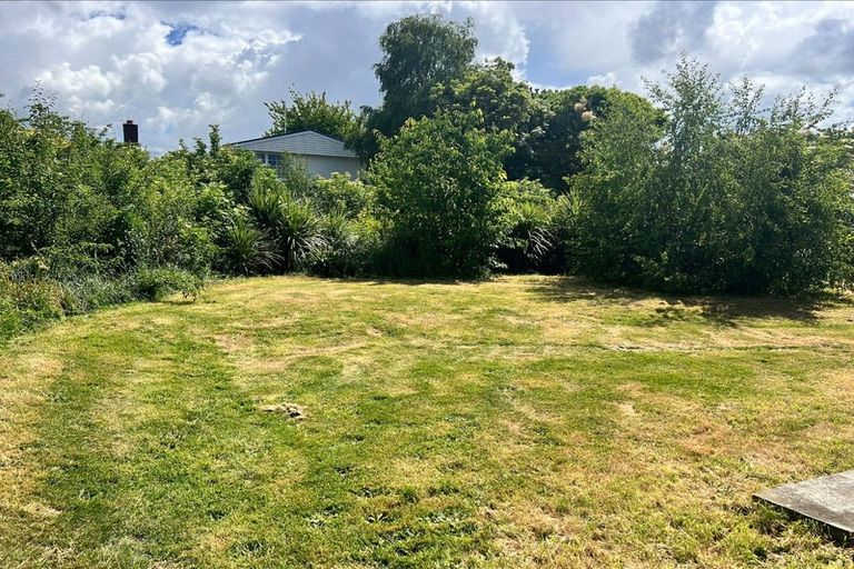 Photo of property in 100 Maidstone Road, Ilam, Christchurch, 8041