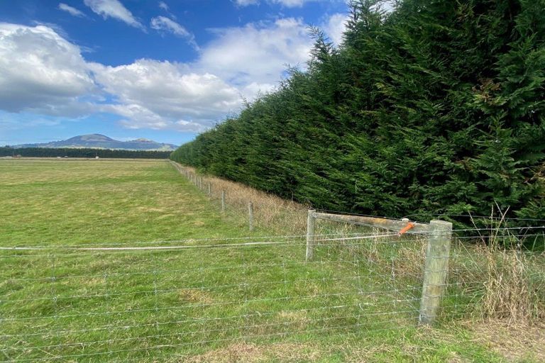 Photo of property in 323 Riccarton Road West, Mosgiel, 9092