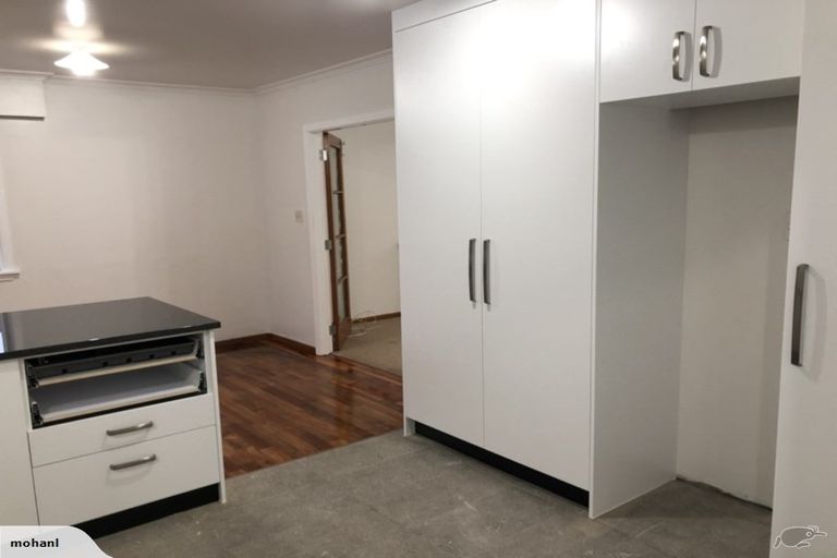 Photo of property in 2/54 Kings Crescent, Hutt Central, Lower Hutt, 5010