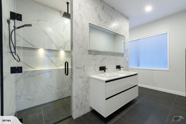 Photo of property in 95 Awataha Crescent, Pyes Pa, Tauranga, 3110