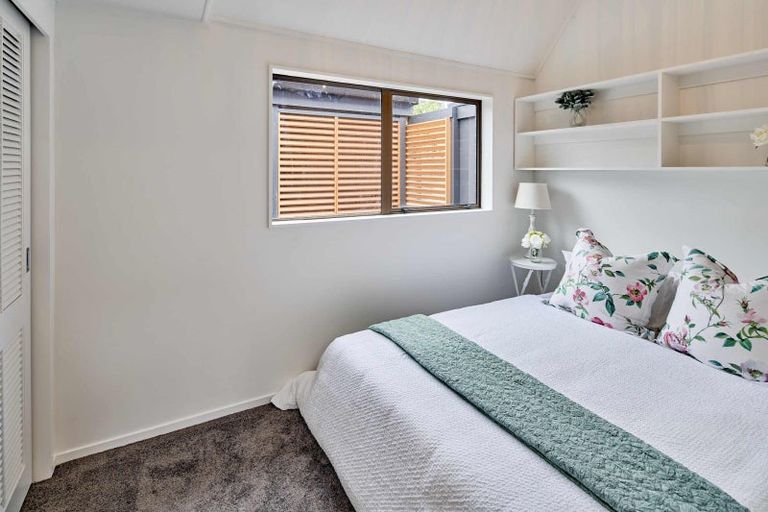 Photo of property in 93 Seaview Road, Paremata, Porirua, 5024