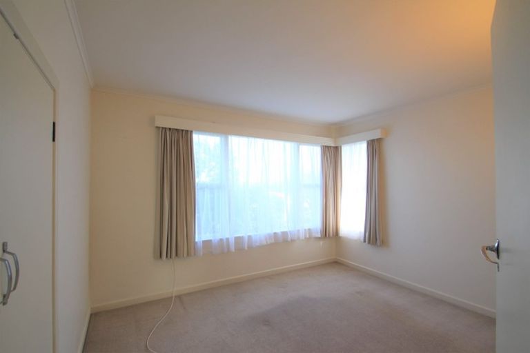 Photo of property in 23 Holland Road, Hillcrest, Auckland, 0627