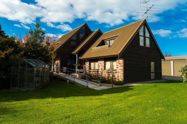 Photo of property in 635 Wainui Road, Wainui, Gisborne, 4010