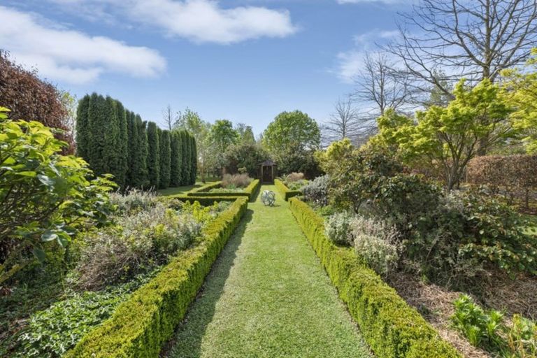 Photo of property in 11 Genesis Drive, West Melton, Christchurch, 7675