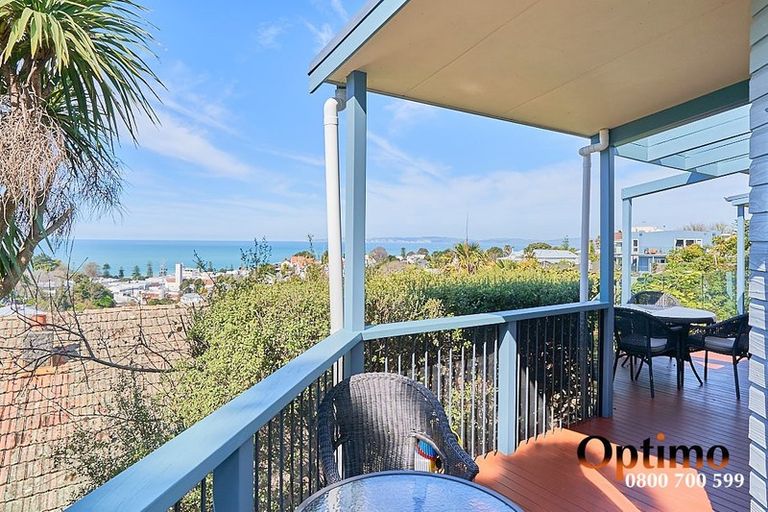 Photo of property in 18a Harvey Road, Bluff Hill, Napier, 4110