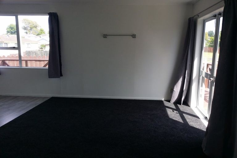 Photo of property in 1/20 Trimdon Street, Randwick Park, Auckland, 2105