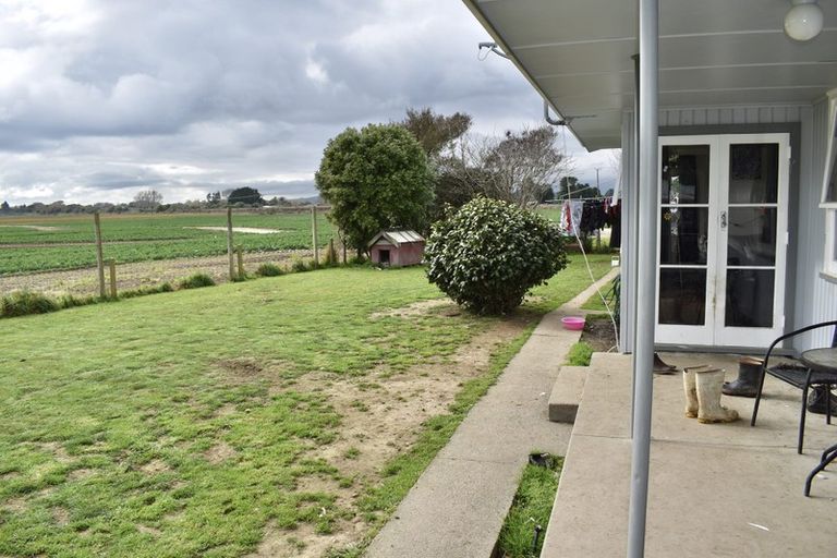 Photo of property in 54 Kuku Beach Road, Kuku, Levin, 5570