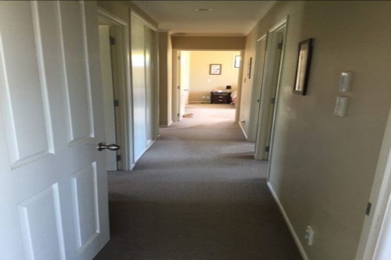 Photo of property in 1 Gulf Harbour Drive, Gulf Harbour, Whangaparaoa, 0930