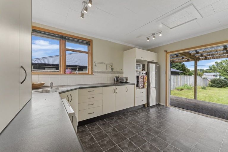 Photo of property in 76 Grey Street, Shannon, 4821