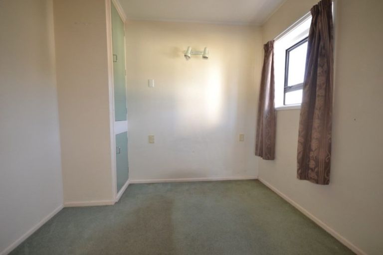 Photo of property in 6/52 Russell Terrace, Berhampore, Wellington, 6023