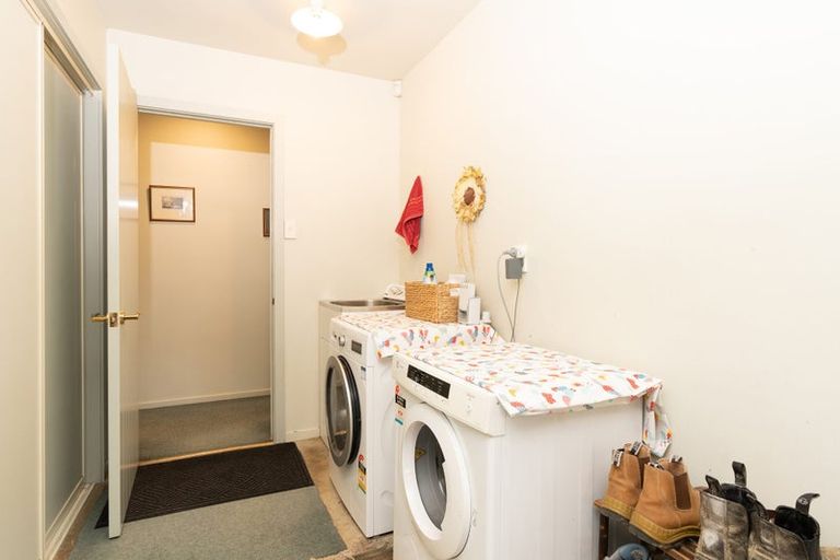 Photo of property in 63 Sandymount Road, Sandymount, Dunedin, 9077