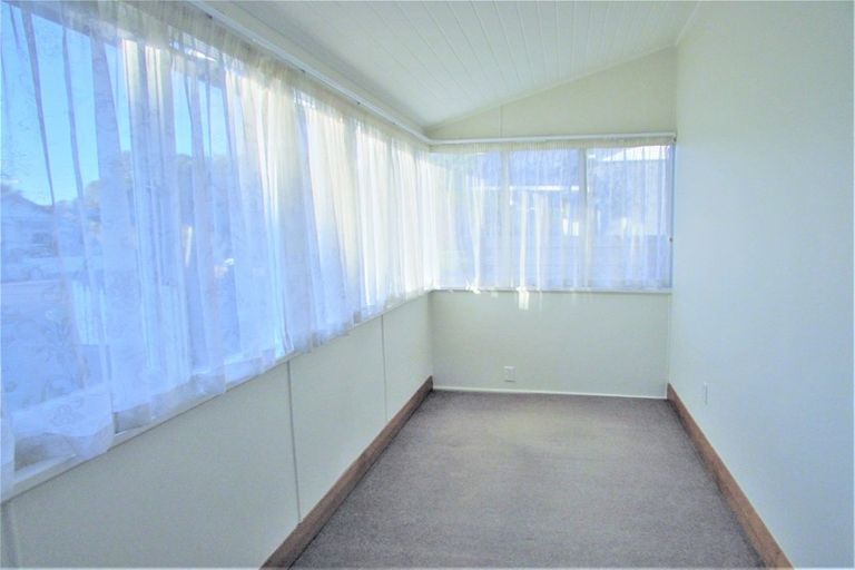 Photo of property in 10 Cudby Street, Woburn, Lower Hutt, 5011