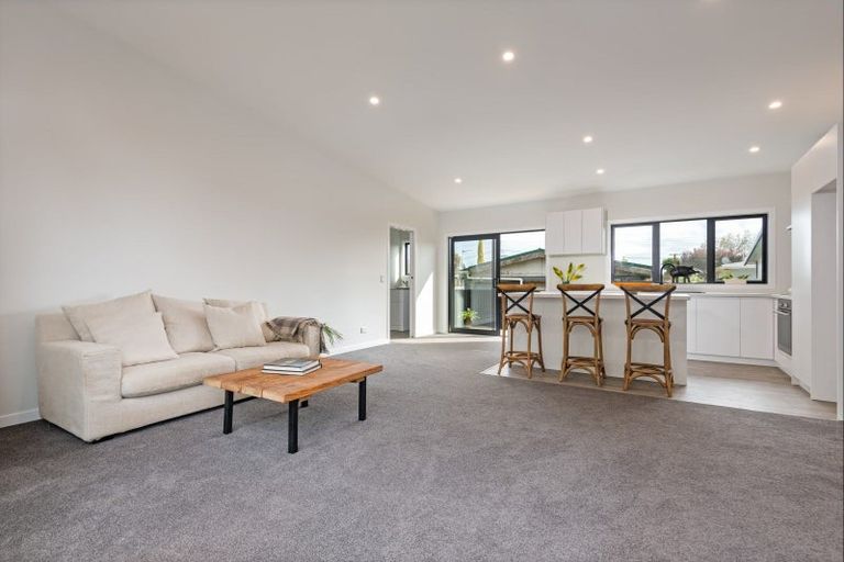 Photo of property in 10/59 Glenview Road, Glen Eden, Auckland, 0602