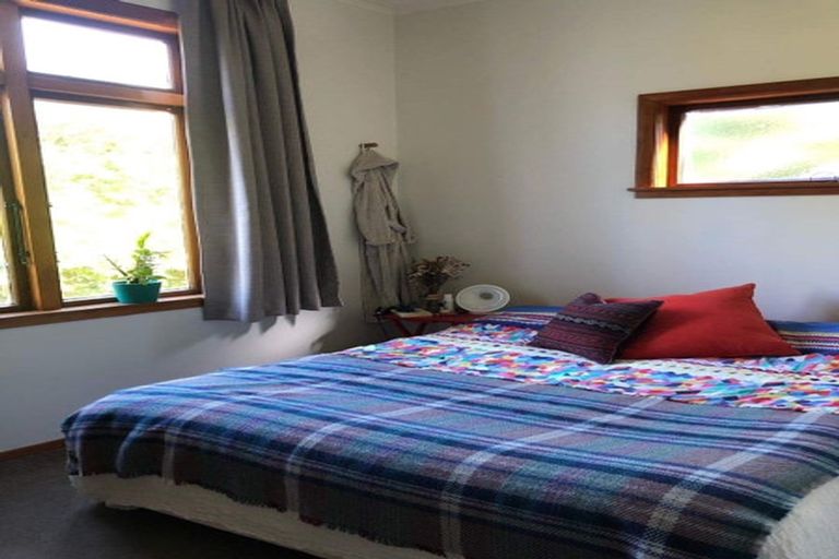 Photo of property in 136 Russell Terrace, Berhampore, Wellington, 6023