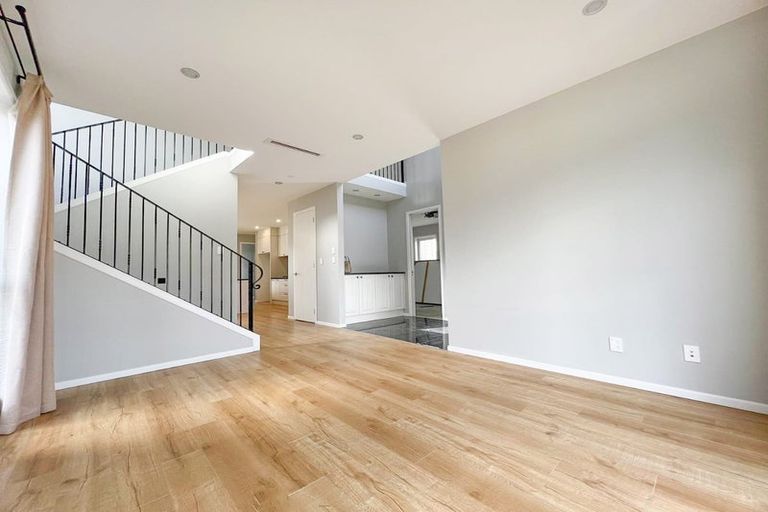 Photo of property in 12 Kota Lane, Hobsonville, Auckland, 0616