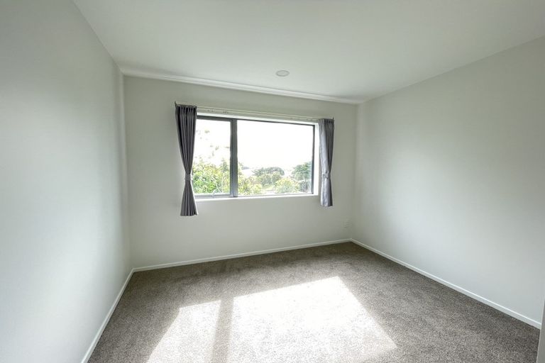 Photo of property in 13b Stott Avenue, Birkdale, Auckland, 0626