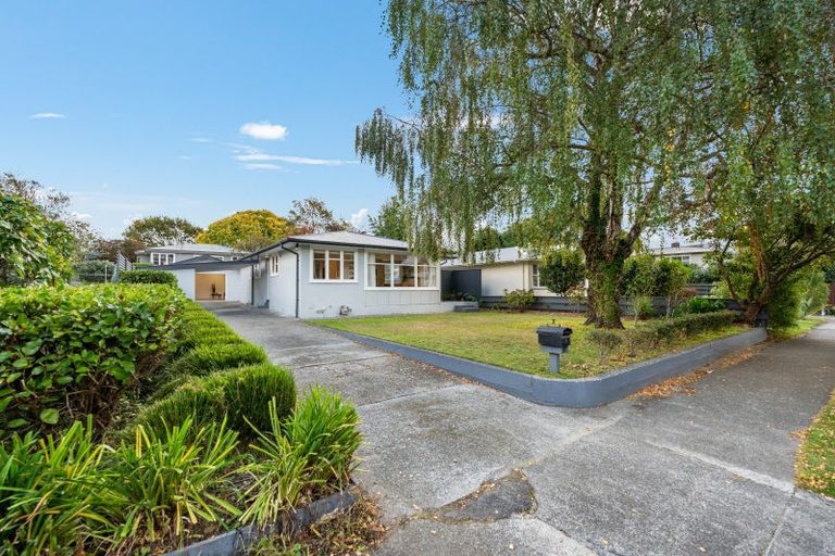 Photo of property in 3 Juliana Place, Awapuni, Palmerston North, 4412
