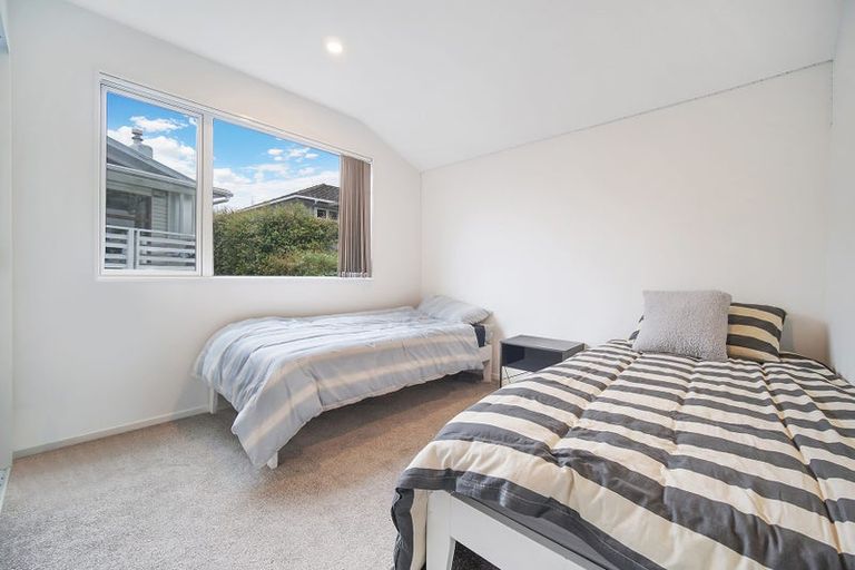 Photo of property in 33b Riverhills Avenue, Pakuranga Heights, Auckland, 2010