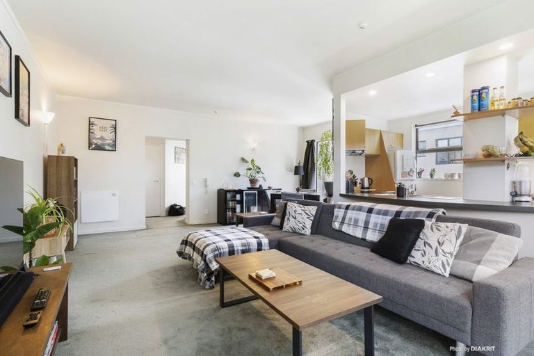 Photo of property in 566m Adelaide Road, Berhampore, Wellington, 6023