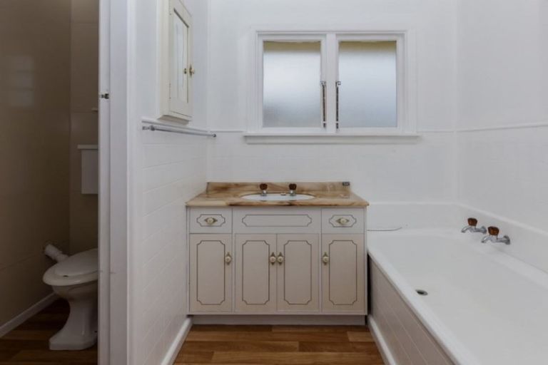 Photo of property in 79 Bridge Street, New Brighton, Christchurch, 8062