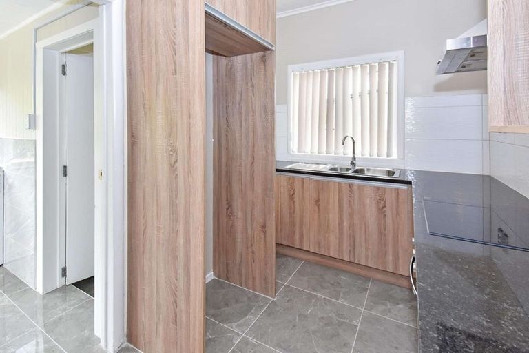 Photo of property in 79c Russell Road, Manurewa, Auckland, 2102