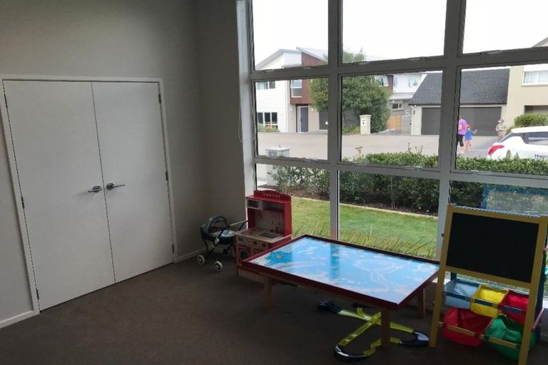 Photo of property in 21 Westerley Place, Long Bay, Auckland, 0630