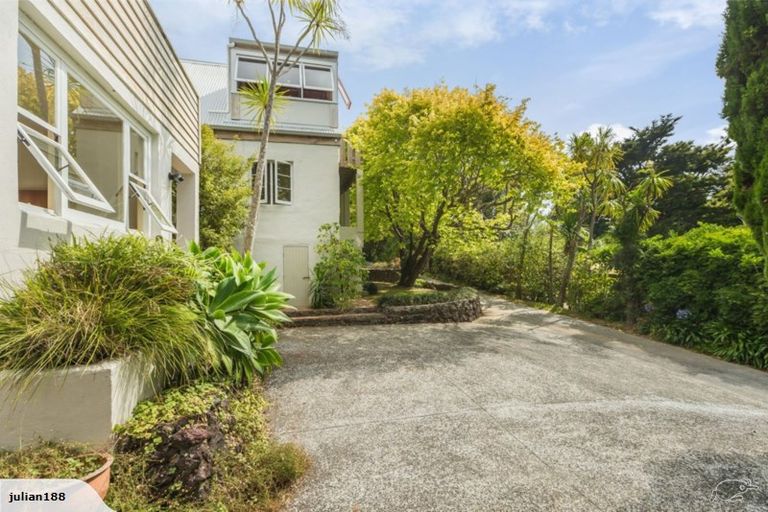 Photo of property in 194 Onewa Road, Birkenhead, Auckland, 0626