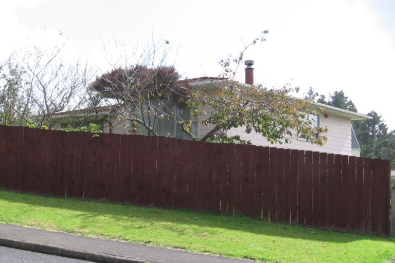 Photo of property in 18 Bellringer Road, Massey, Auckland, 0614
