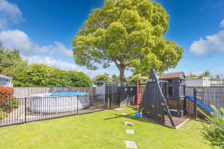 Photo of property in 56 Karen Crescent, Dinsdale, Hamilton, 3204