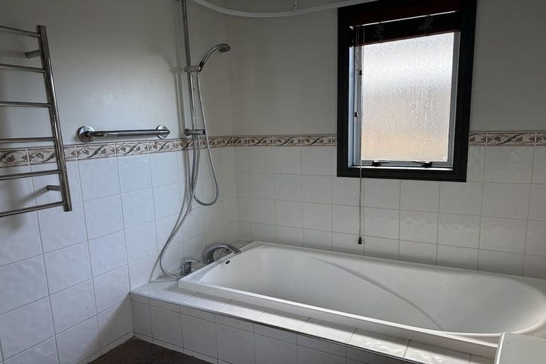 Photo of property in 8 Vesty Avenue, Hillcrest, Hamilton, 3216