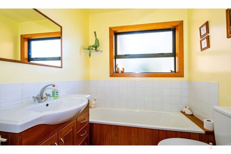 Photo of property in 12 Coles Street, Geraldine, 7930