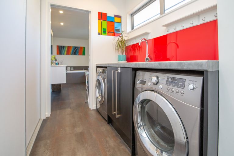 Photo of property in 32 Caithness Street, New Brighton, Christchurch, 8083