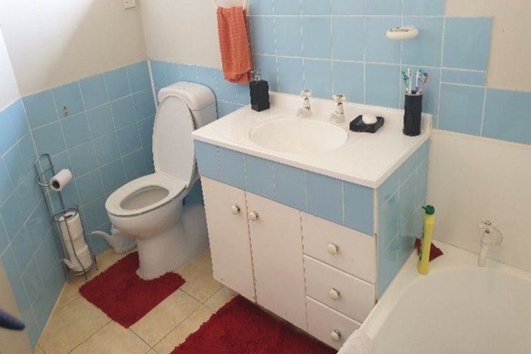 Photo of property in 21 Phoenix Place, Papatoetoe, Auckland, 2025