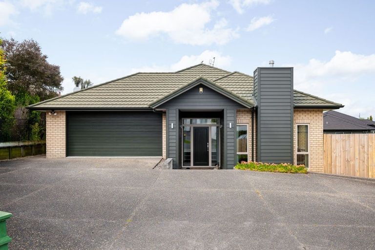 Photo of property in 6 Cleeve Close, Huntington, Hamilton, 3210