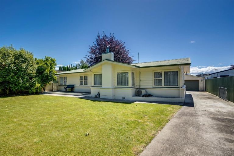 Photo of property in 906 Sylvan Road, Mayfair, Hastings, 4122