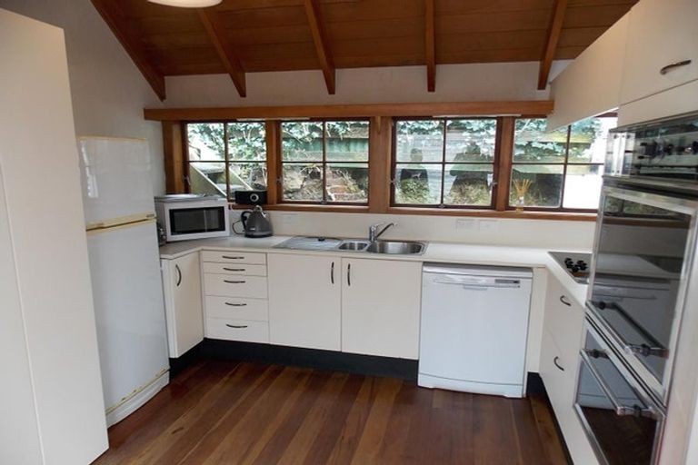 Photo of property in 19 Ascot Street, Thorndon, Wellington, 6011