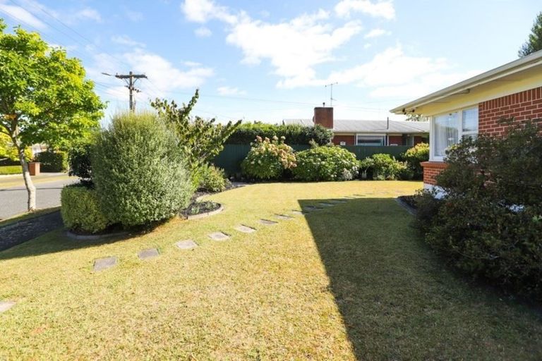 Photo of property in 53 Berkley Avenue, Hillcrest, Hamilton, 3216