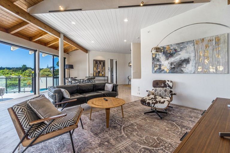 Photo of property in 105 Aeroview Drive, Beach Haven, Auckland, 0626