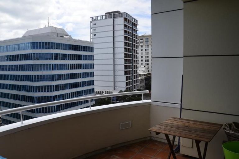 Photo of property in 8b Short Street, Otumoetai, Tauranga, 3110