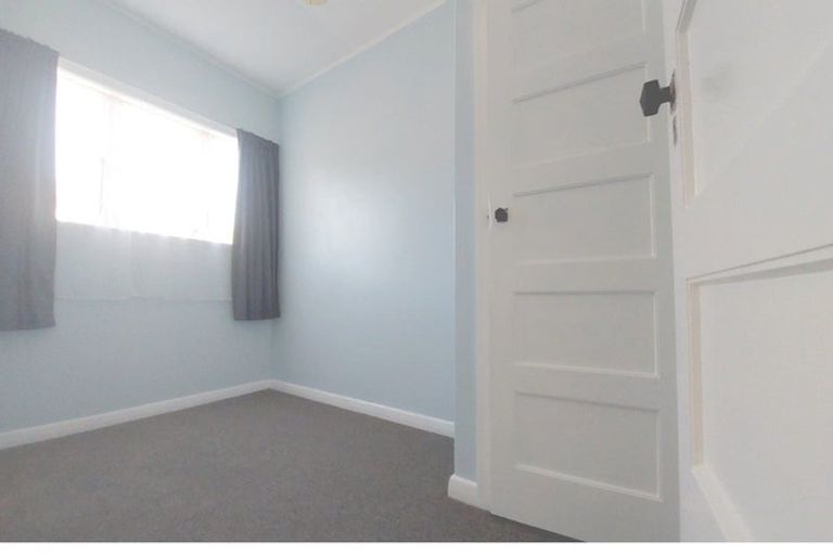 Photo of property in 4/120 Waiwhetu Road, Waterloo, Lower Hutt, 5011