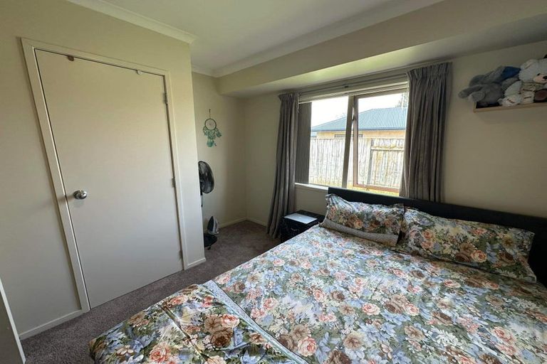 Photo of property in 5 Ahmad Close, Levin, 5510