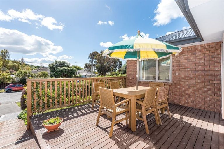 Photo of property in 107 Bay View Road, Moncks Bay, Christchurch, 8081